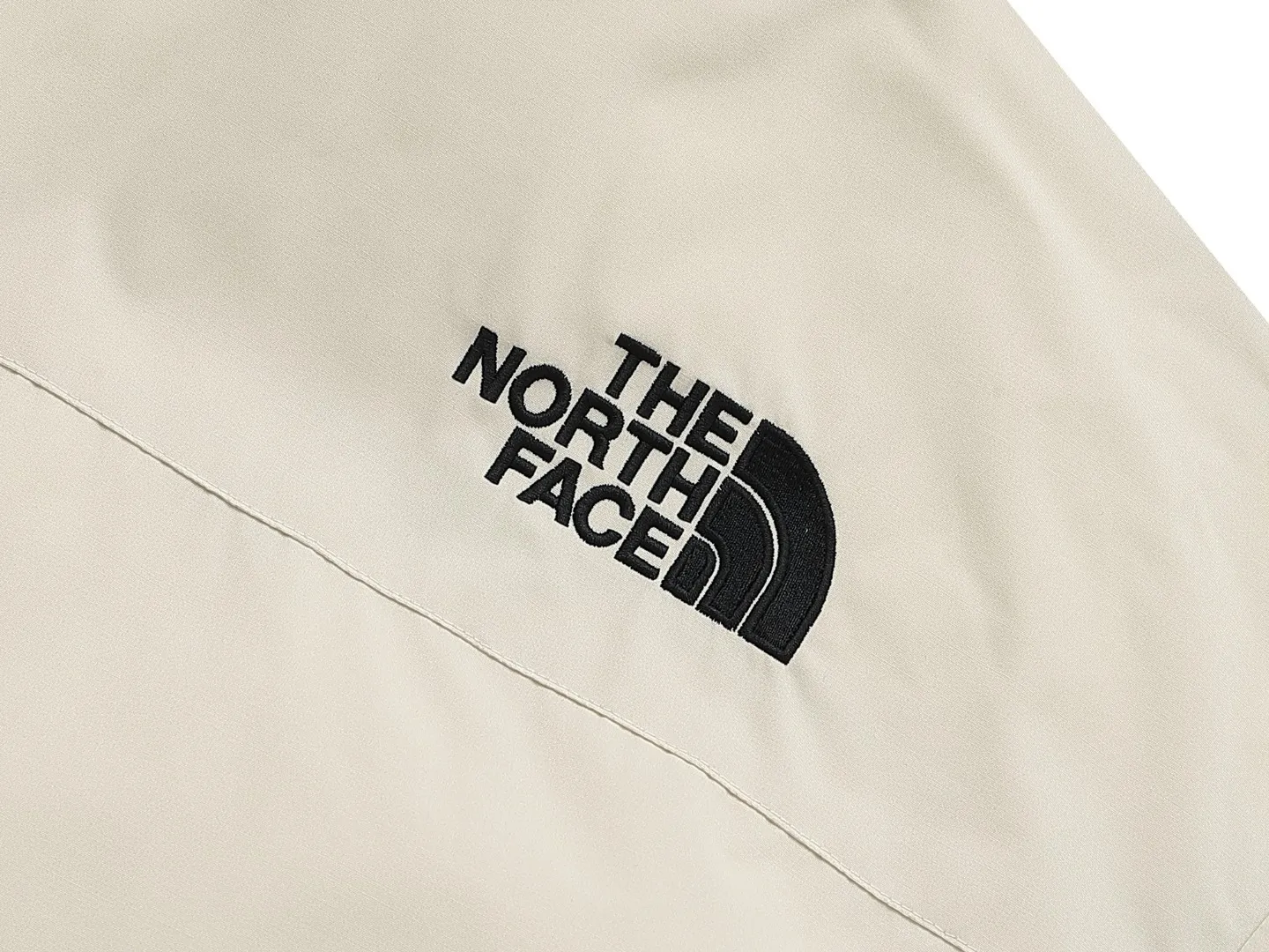 /The North Face （ ZP ） ：RDS Quality 90 800+ ： 400D Nylon ， ： ， 。 ： DWR ，Authentic ： ， 7 ， ZP ： YKK ， ， ， 10 。 1 1 ， ， ！ ， ： 。 ⚠ ！ ， ！ ： ， Quality ！